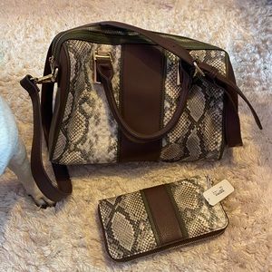 Matching purse and wallet set